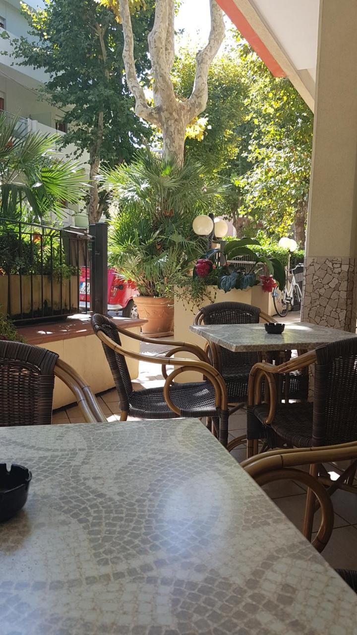Hotel De La Plage Rimini Luaran gambar
